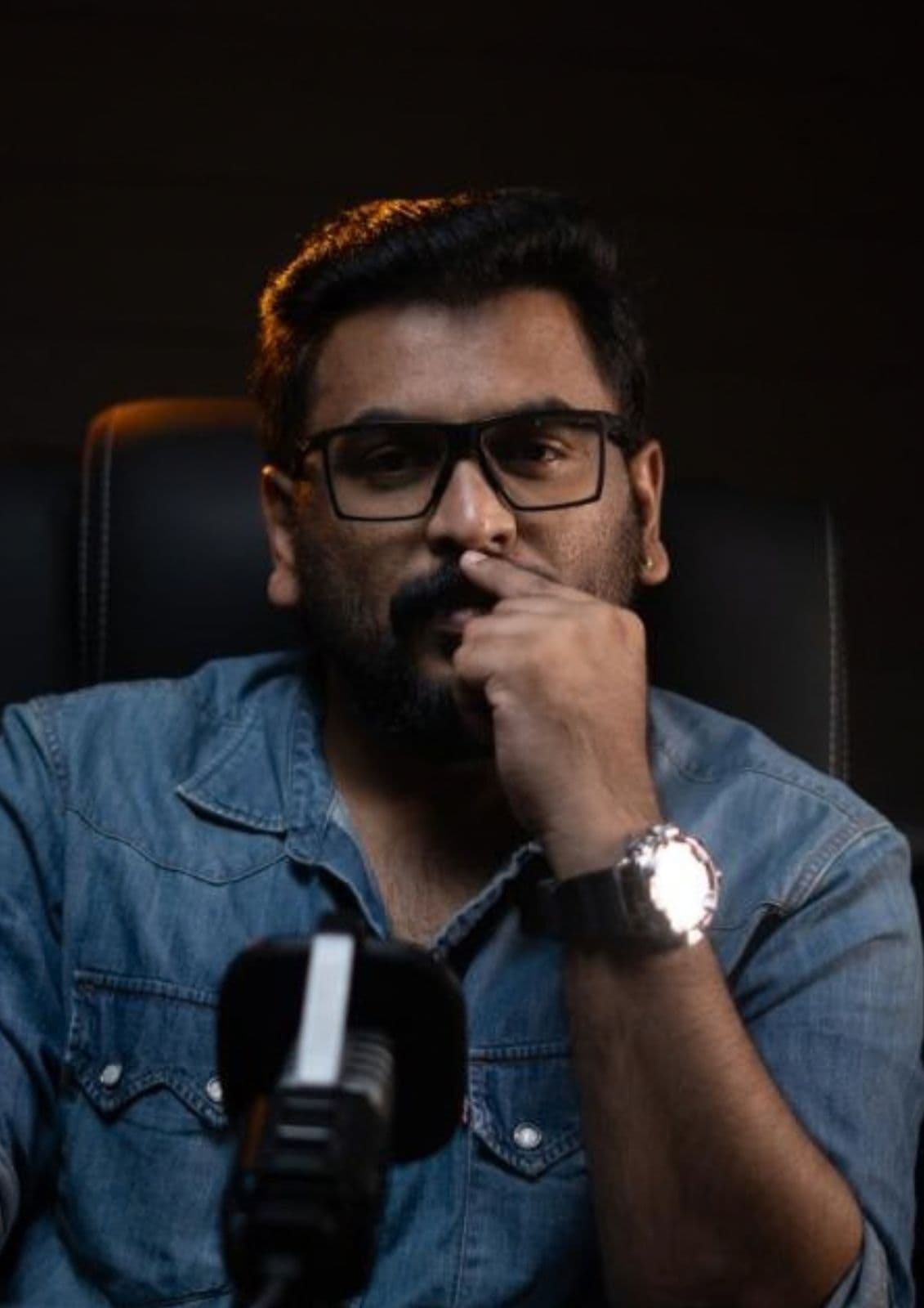 സ്റ്റുഡിയോയിൽ ദിപിൻ സുരേന്ദ്രൻ